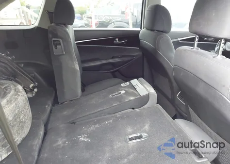 2017 Kia Sorento 3.3L Lx from USA, damaged, VIN 5XYPGDA52HG241284